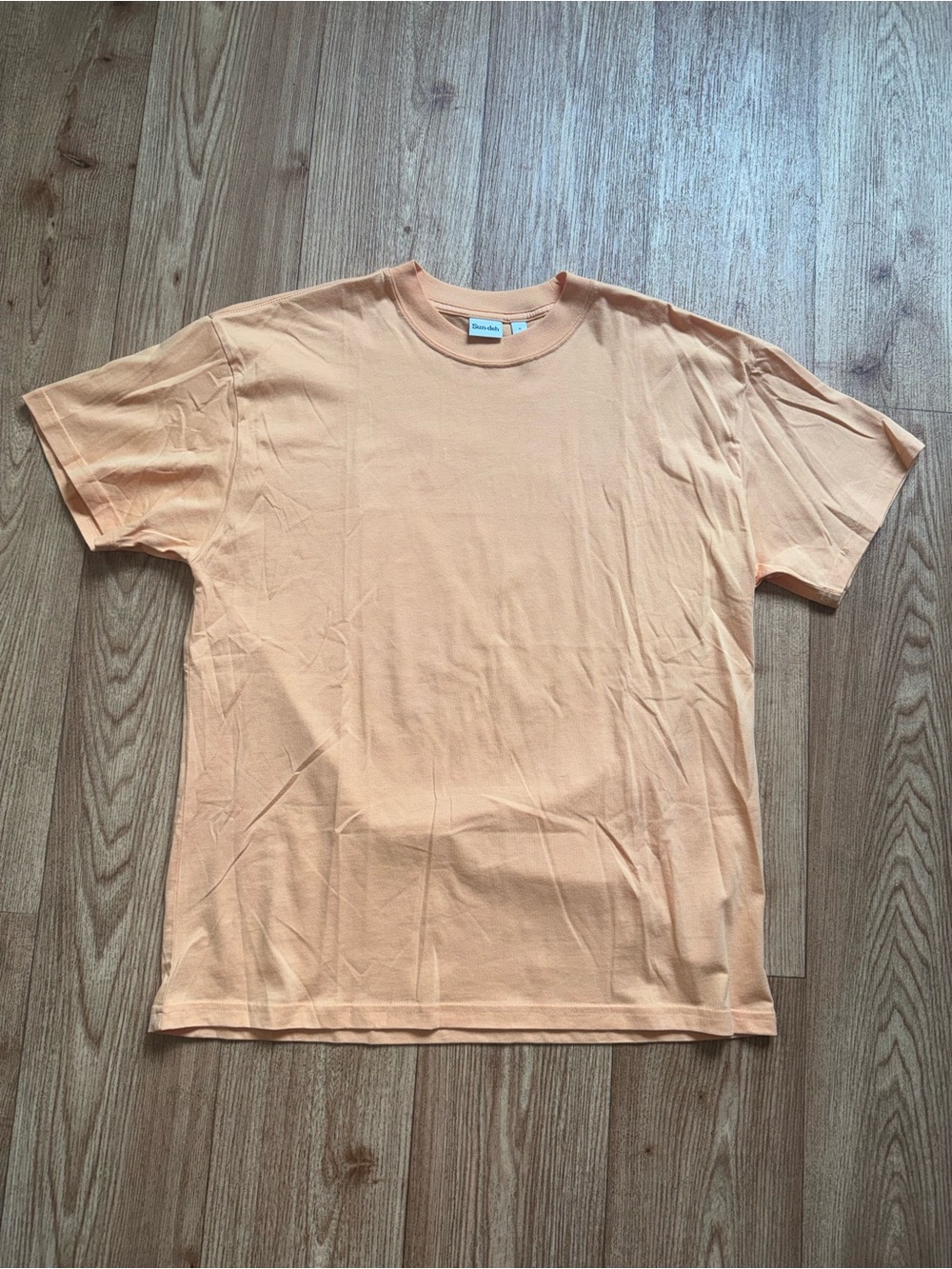 Aritzia Sun-deh tshirt